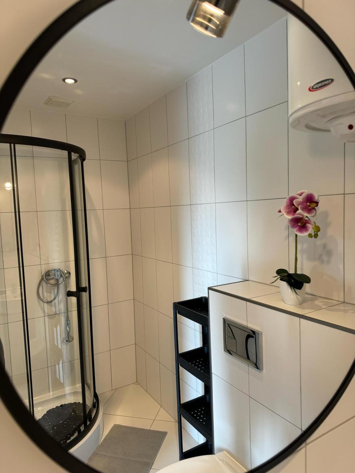 Domki I Apartamenty Mila Сърбиново Екстериор снимка